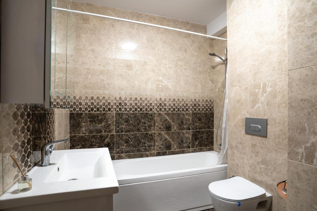 Lake Apartments Solid מאמאיה מראה חיצוני תמונה