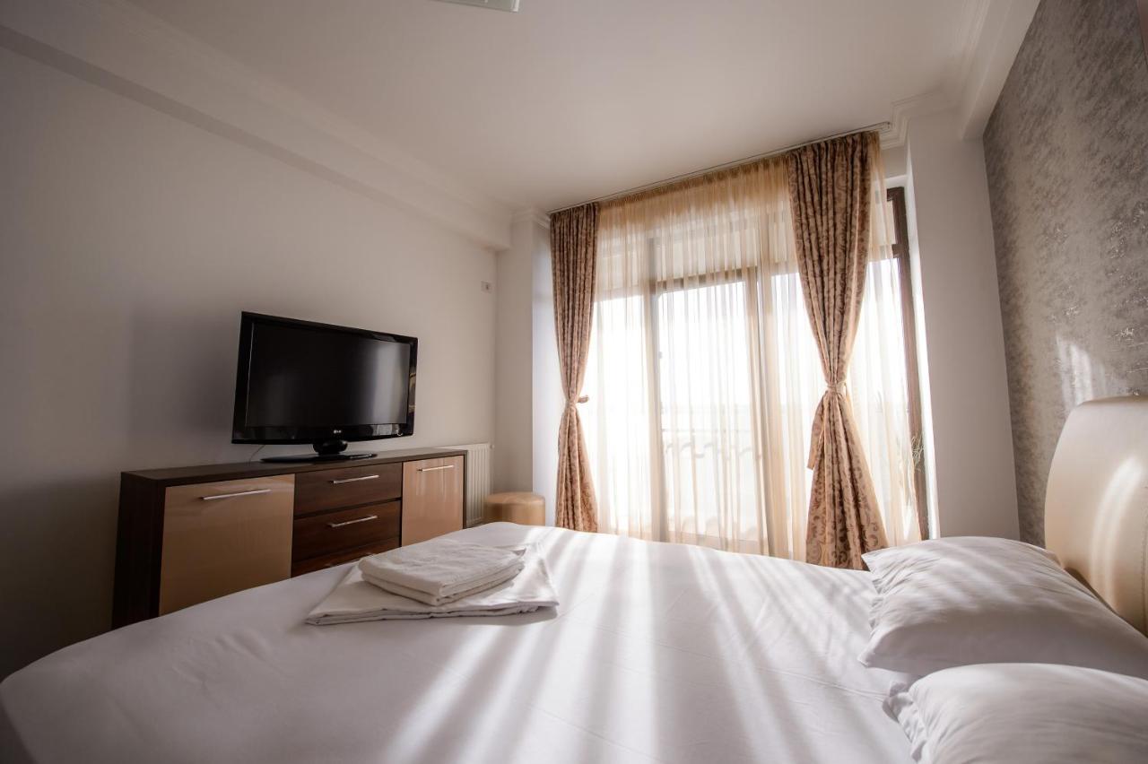 Lake Apartments Solid מאמאיה מראה חיצוני תמונה