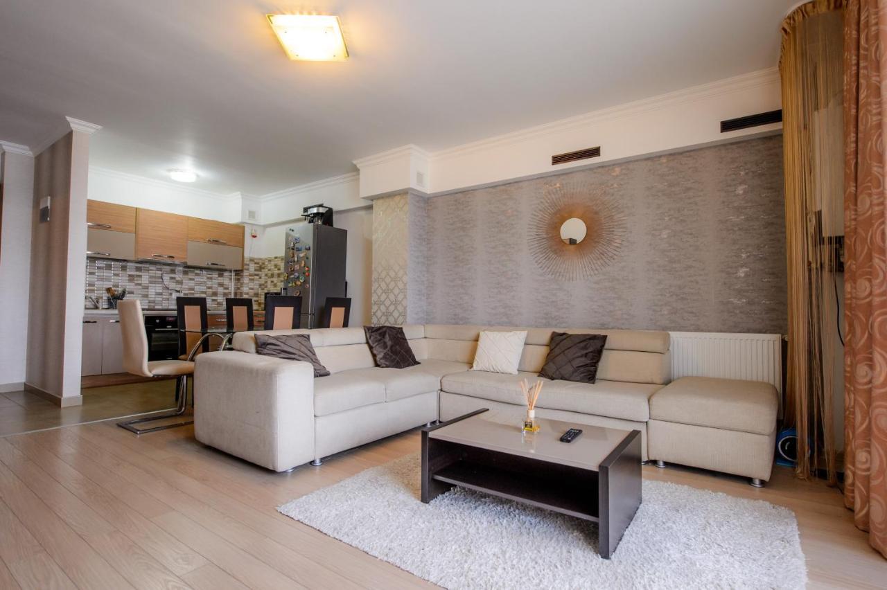 Lake Apartments Solid מאמאיה מראה חיצוני תמונה