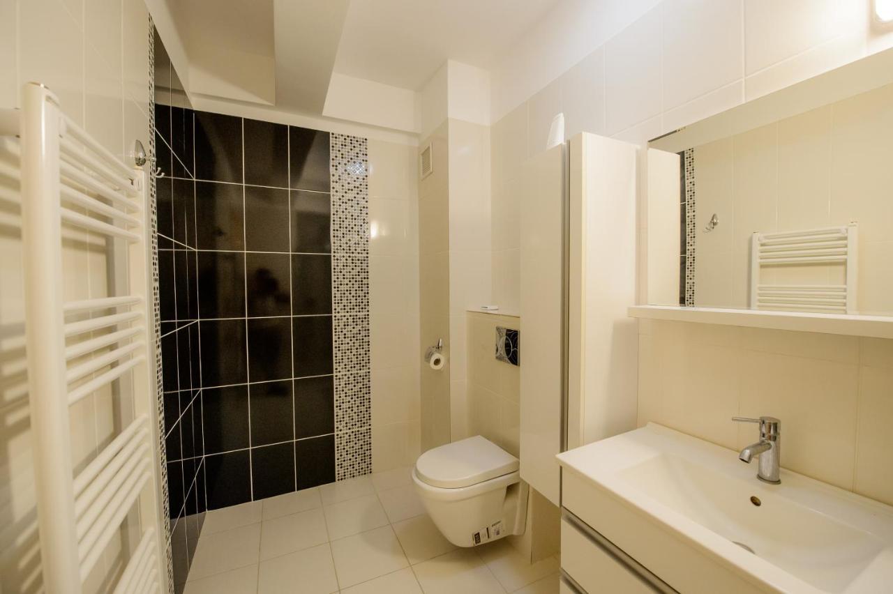Lake Apartments Solid מאמאיה מראה חיצוני תמונה